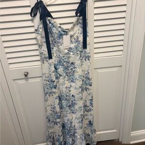 NWT Sugarlips Blue and White Floral Dress